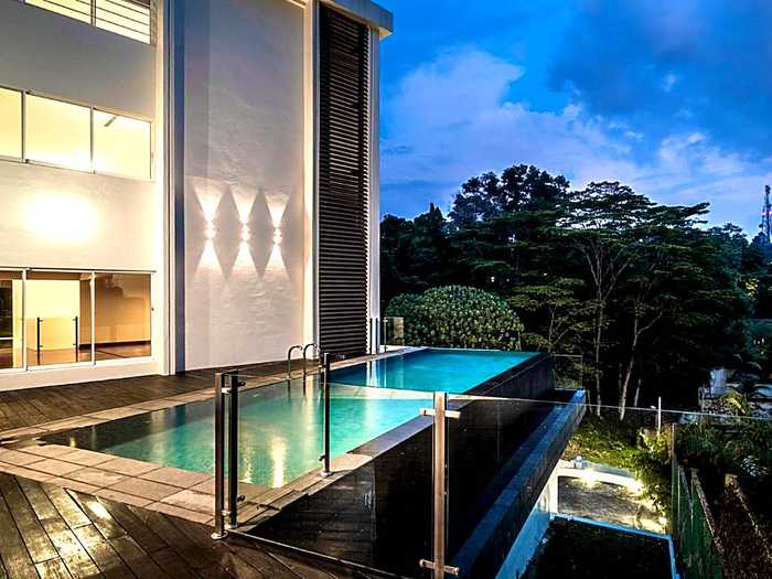 Changkat Duta Luxury Villa
