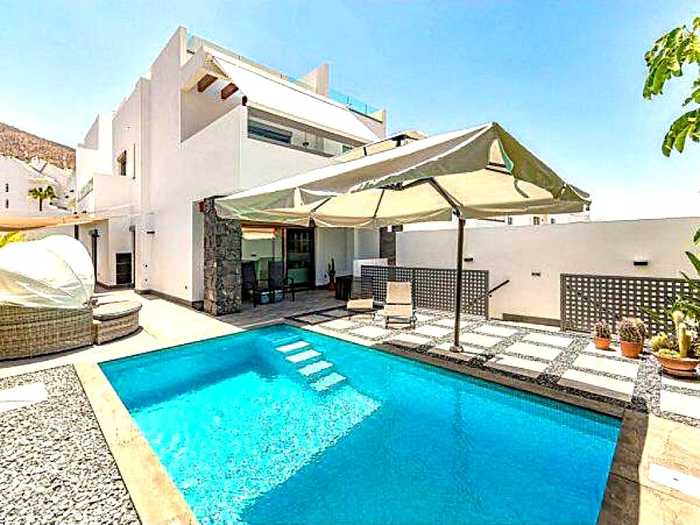 Luxury Villa Tropical Private Heated Pool