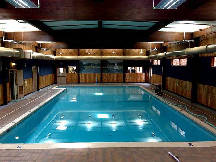 Indoor Pool (Lake Ariel)