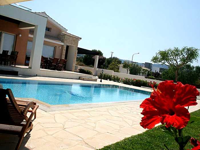 Paradise Latchi Villa