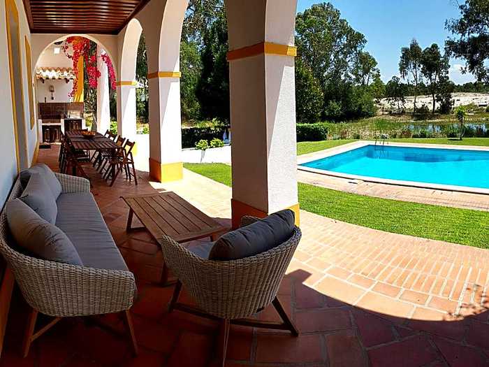 Villa Sequoia – Beach and Lake Private Holidays